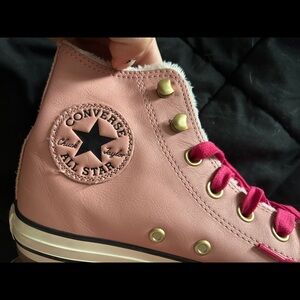 Pink Leather Snow/Weatherproof High Top Converse